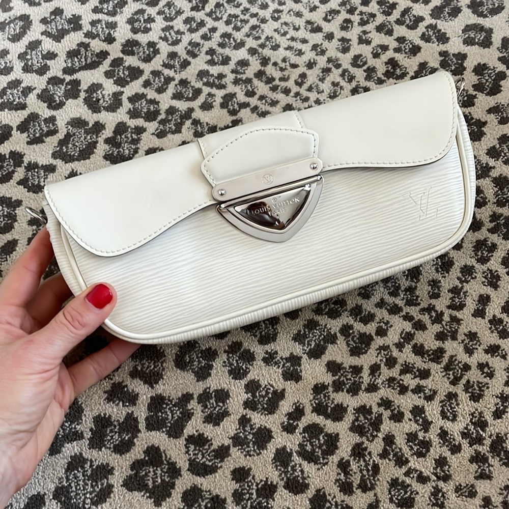Louis Vuitton Epi Leather Montaigne Clutch Bag - Picture 7 of 15